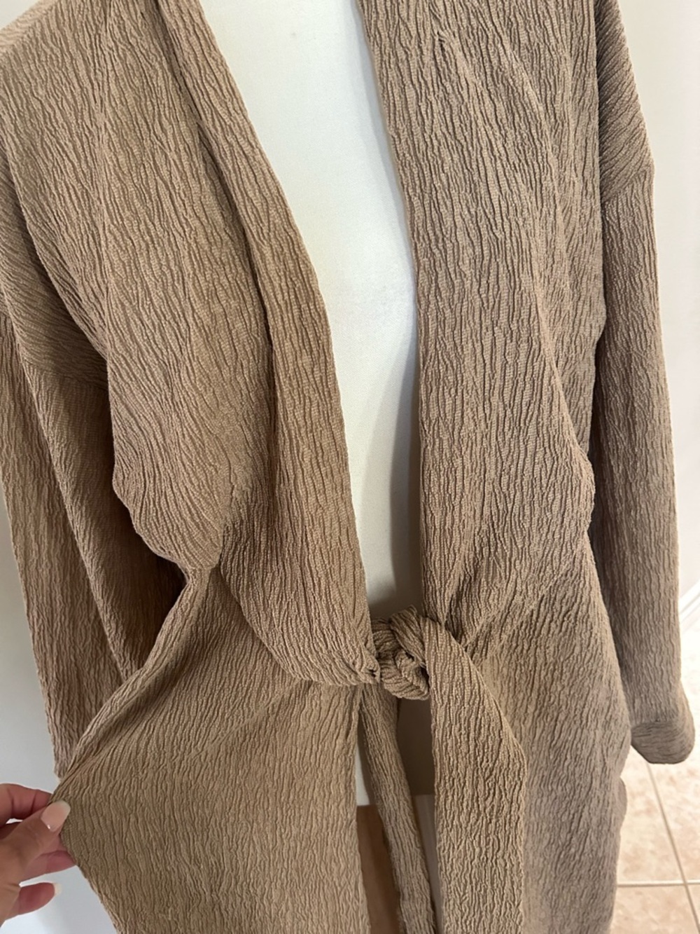 The Giving Movement Overcoat Robe Duster - Picture 4 of 9